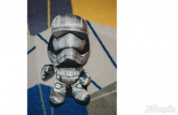 Star Wars Phasma Kapitány plüss (20 cm)