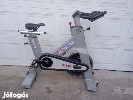 Star trac Nxt spinner spinning kerékpár