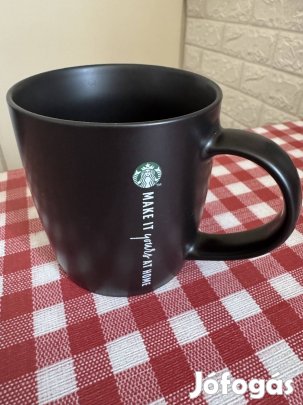 Starbucks csészék