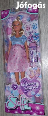 Steffi Love kismama baba