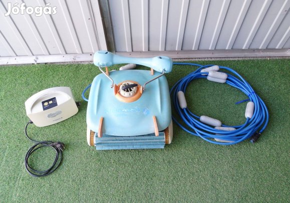 Steinbach Speedcleaner automata medence porszívó robot tisztító