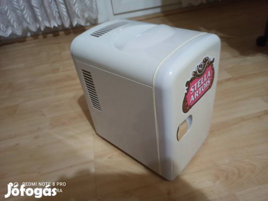 Stella autós mini hűtő 4 l -es 12v/230v 