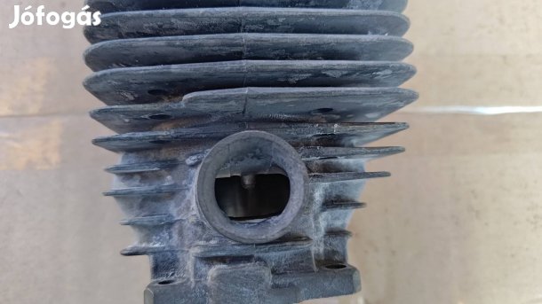 Stihl 031 gyári Mahle hengerek 