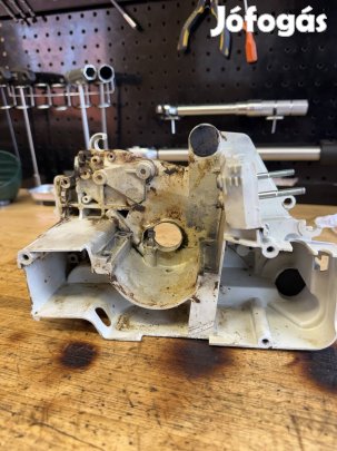 Stihl MS170 motorház