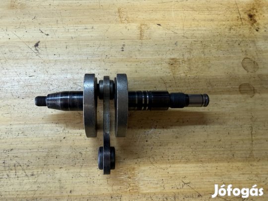 Stihl MS171 főtengely