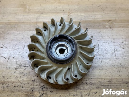 Stihl MS460 lendkerék