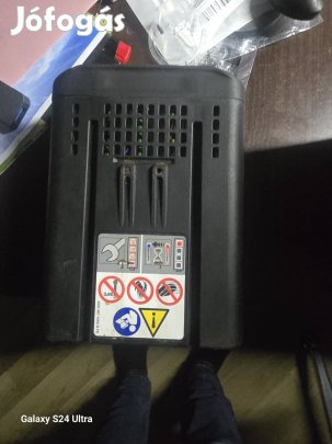 Stihl  AP-300-as akkumulátor pillanatnyilag nem funkcionális