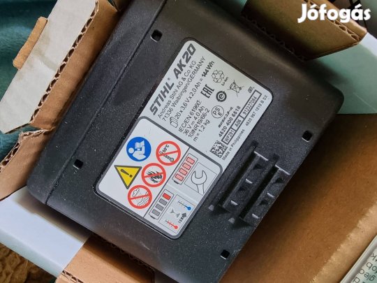 Stihl ak 20 akkúmlátor