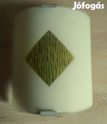 Stílusos falilámpa 20260323