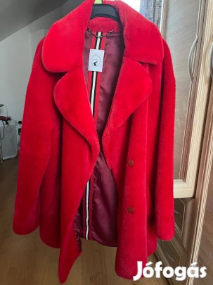 Stílusos kabát természetes összetétellel, S