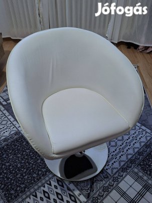 Stílusos modern fehér műbőr forgófotel / koktélfotel Állítható magas