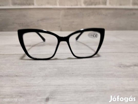 Stílusos nagy méretű női olvasószemüveg +1.5