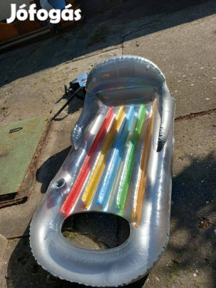 Strandoláshoz felfújható fotel matrac Bestway