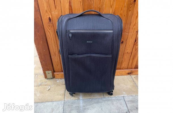 Stratic 90 literes Gurulós Utazó Bőrönd Szuper Könnyű