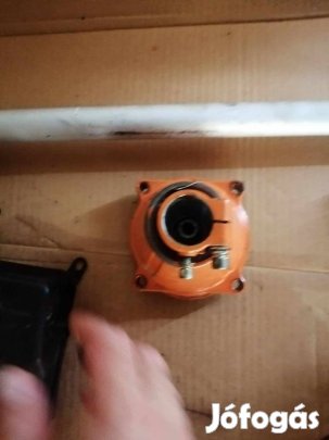 Straus austria szegélynyíró kuplungház