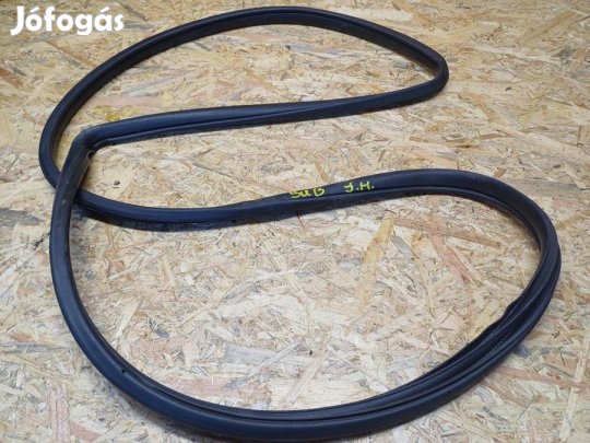 Subaru Impreza (2008-2012) Jobb Hátsó Ajtókéder Gumi