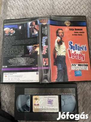 Sugárzó veszély vhs nagytok thriller alfa. 