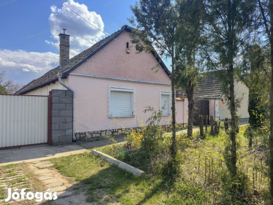 Sükösd, azonnal birtokba vehető, 111 nm-es családi ház eladó