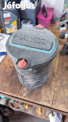 Süllyesztett négyszög esőztető