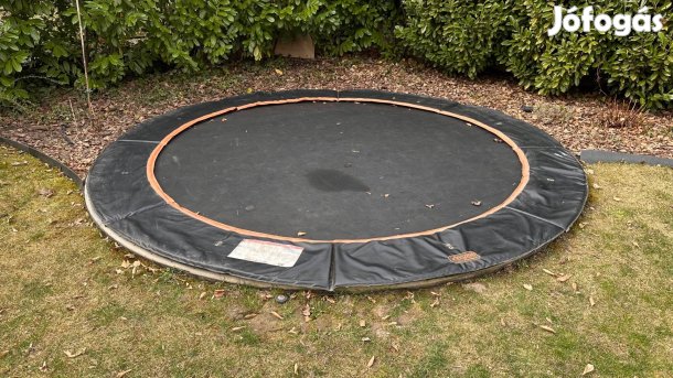 Süllyesztett trambulin 365 cm eladó