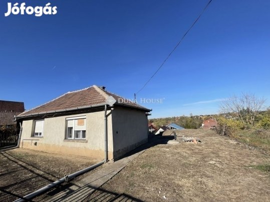 Sülysápi 75 nm-es ház eladó