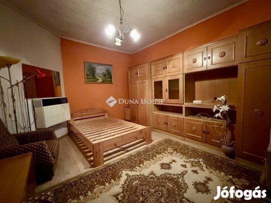 Sülysápi 78 nm-es ház eladó