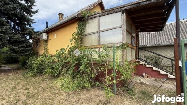Sülysápi eladó 39 nm-es ház