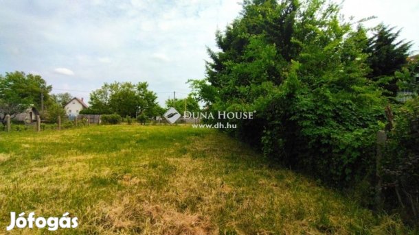 Sülysápi eladó 605 nm-es telek