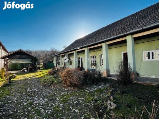 Sülysápi eladó 80 nm-es ház