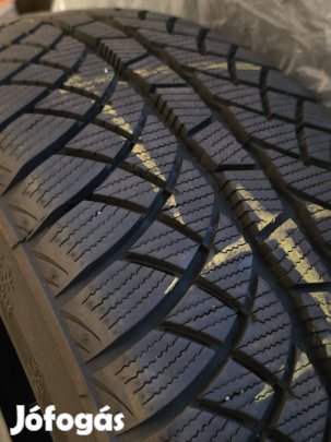 Sunny Wintermax 215/65R15 teligumi garnitura