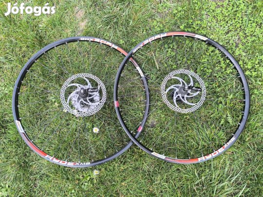 Sunringlé Ryde XMB 26"-os tárcsafékes kerekek