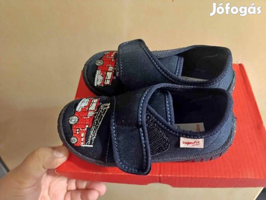 Superfit 23 tépőzáras tavaszi cipő eladó!