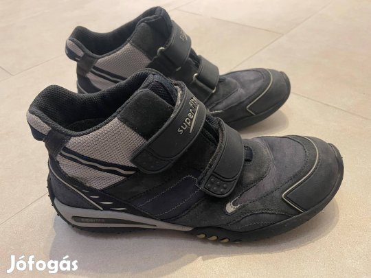 Superfit magasszárú vízálló cipő, 40-es