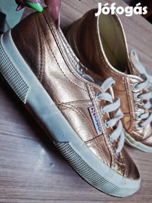 Superga 37-es női félcipő