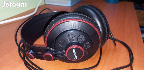 Superlux HD681 stúdió fejhallgató