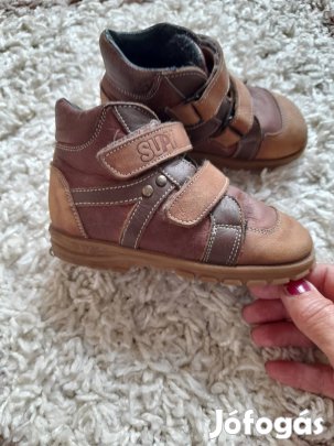 Supy tepőzáras zárt bőrcipő kisfiú részben bélelt