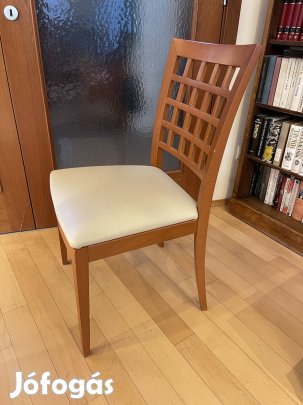Sürgősen eladó Étkezőszékek 4 + 1 db