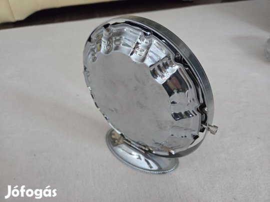 Sütemény kínaló eladó