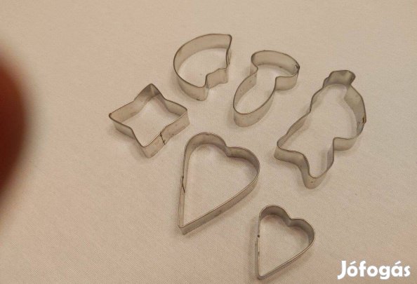 Sütemény kiszúró formák, sütikiszúró szívecske hold csillag Mikulás