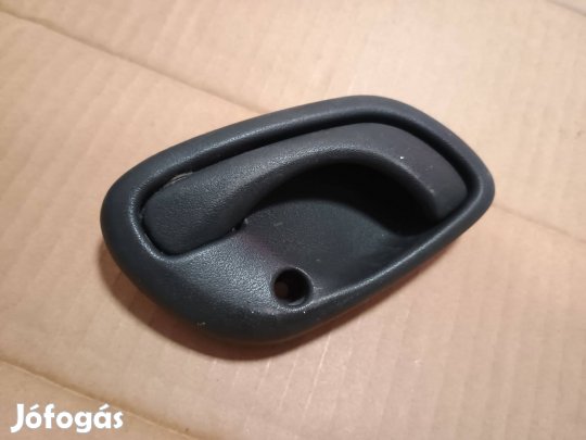 Suzui Wagon R jobb első belső kilincs