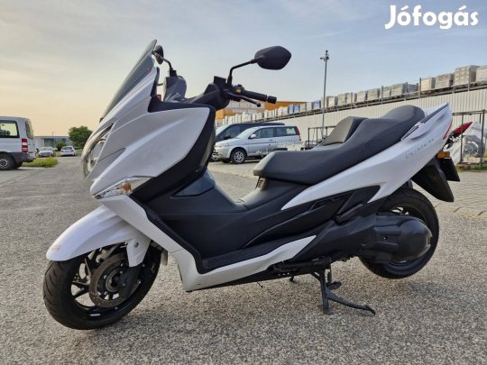 Suzuki AN 400 Burgman 12 Hónap Garancia