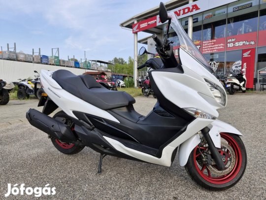 Suzuki AN 400 Burgman 12 Hónap Garancia ABS