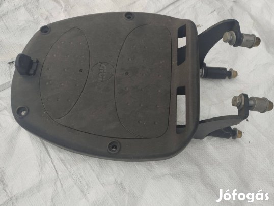 Suzuki AN 400 csomagtartó , 2002 évi