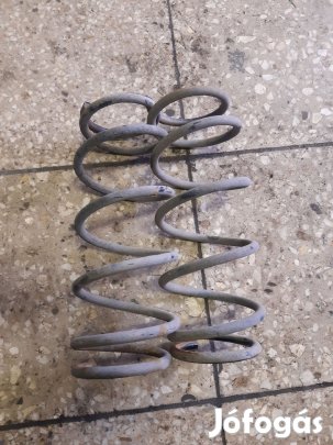 Suzuki Alto Hátsó Rugó Pár