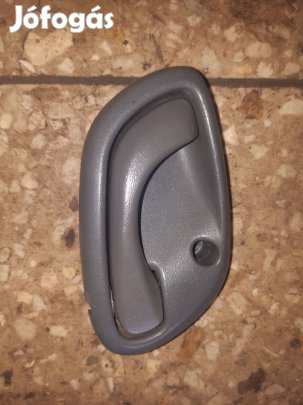 Suzuki Alto Jobb Hátsó Belső Ajtókilincs