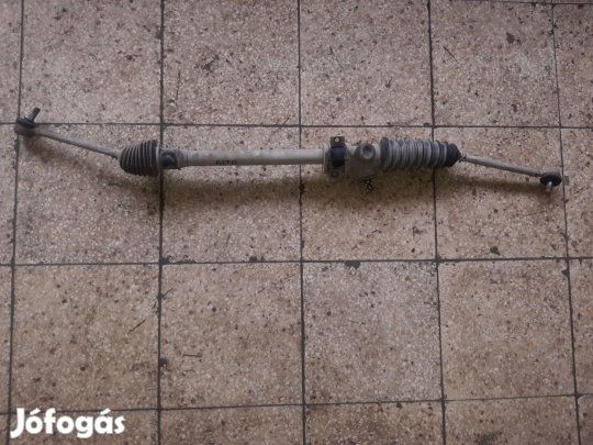 Suzuki Alto Kormánymű