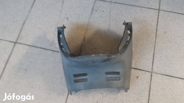 Suzuki Epicuro ülés előtti idom