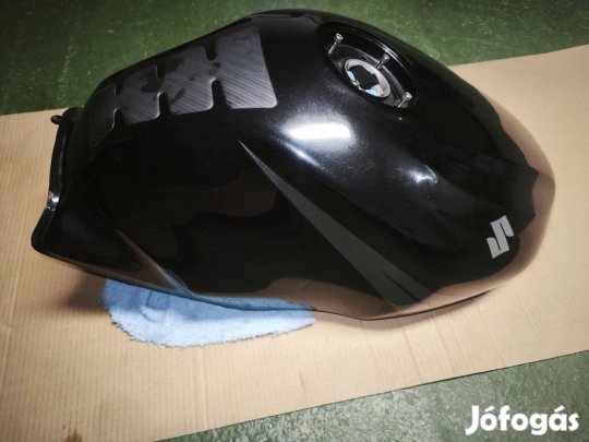 Suzuki GS 500 GS500 benzintank üzemanyagtank