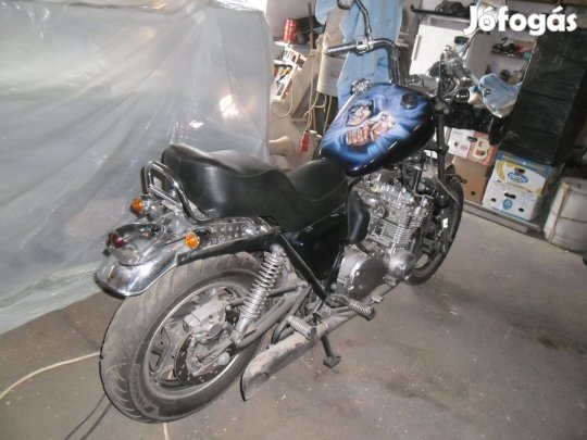 Suzuki GS 750 L léghűtéses motor