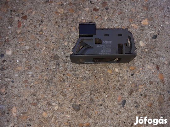 Suzuki Grand Vitara 05- Ajtókapcsoló